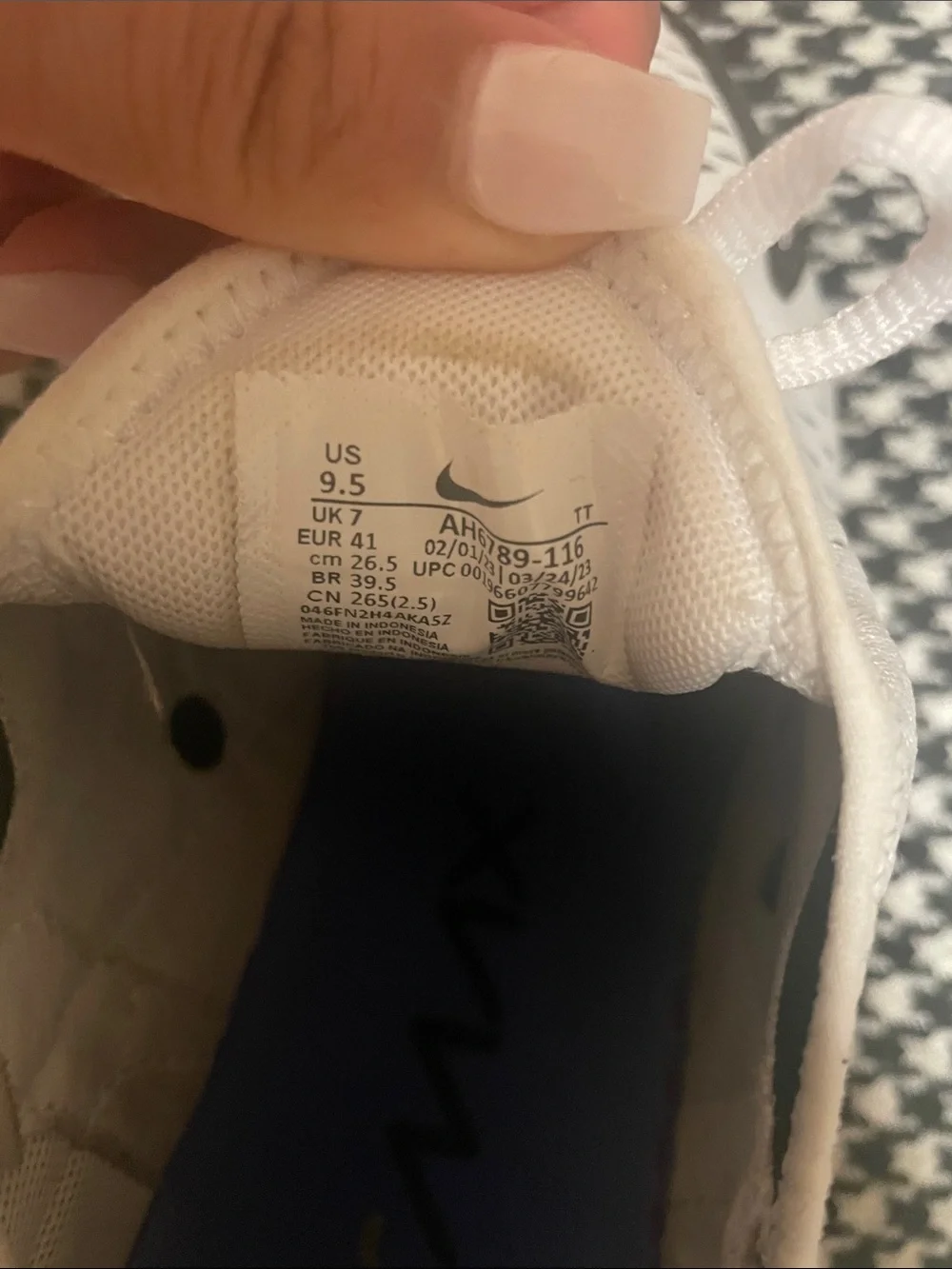 Nike Air Max 270 White Black Volt Shoes with Purple Pull Tab